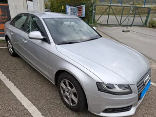 Audi A4 Limousine 2010, Limousine in silber