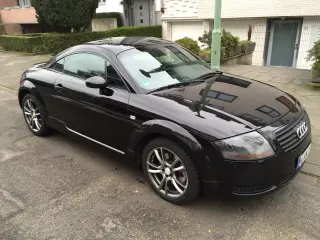 Audi TT Coupé 2003, Coupé in schwarz
