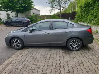 Honda Civic Limousine 2014 Limousine, von Autoankauf Meyer angekauft