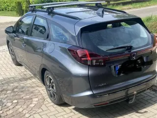 Angekaufter Honda Civic Tourer 2015 in grau