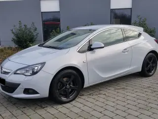 Opel Astra J GTC 2013, Kompaktwagen, von uns übernommen