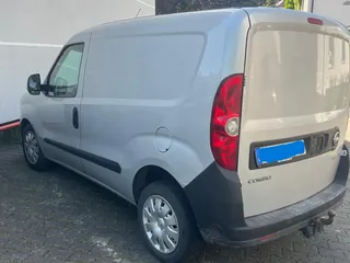 Angekaufter Opel Combo 2014 in silber