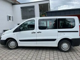 Angekaufter Peugeot Expert Tepee 2011 in weiß