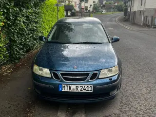 Angekaufter Saab 9-3 Limousine 2005 in dunkelblau